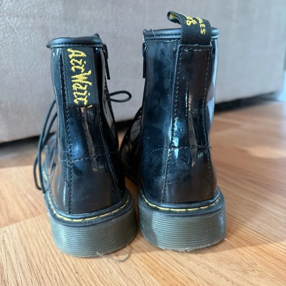 Dr. Martens Delaney 1460 Black Patent Lamper Lace Up Zipper Boots Size 3 (Girls)